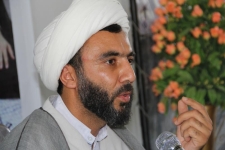 هدف دشمن ضربه زدن به پیکره اسلام از طریق ایجاد دوگانگی و دو دستگی در بین مسلمانان است