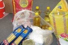 اهداء هشت سبد غذایی توسط یکی از خیرین به مددجویان تحت حمایت شهرستان 