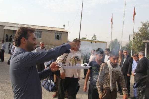 کاروان شیفتگان ولایت سرپلذهاب راهی مرقد مطهر امام خمینی(ره) شد