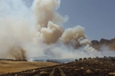 حریق مراتع سرپلذهاب مهار شد/ همکاری بسیج و نیروهای امدادی در کنترل بحران آتش سوزی