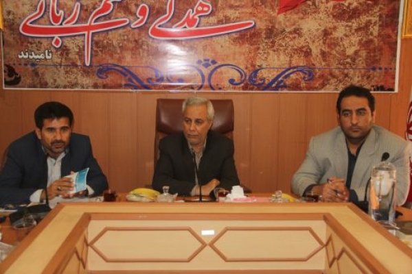  حمایت ازتولیدداخل راه مبارزه باورودکالای قاچاق به کشوراست/لزوم توجه به فعالیتهای صنعت ومعدن سرپلذهاب 