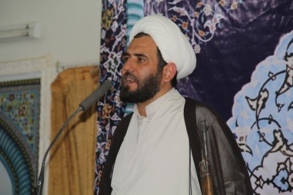 ماه رمضان ماه اجتناب از لذتهای مادی/لزوم رعایت تقوای سیاسی توسط سیاستمداران/ 175غواص شهید نسیم رحمتی بود که برملت ایران نازل شد