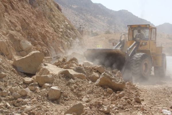 کلنگ زنی پروژه تعریض گردنه  پاطاق سرپلذهاب 