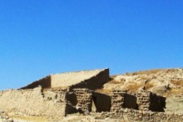 30 روستای که در مهجوریت استقرار دارند/ویژنان تنها دهستان گیلان غرب که فاقد درمانگاه بهداشتی است