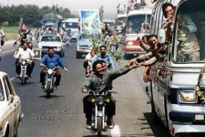 باورود آزادگان شمیم عطر شهدا درکشور طنین انداز شد / لزوم بازخوانی دوران سراسر افتخار اسارت