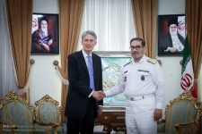 پیام مقتدرانه دبیر شورای عالی امنیت ملی ایران به روباه پیر با دیپلماسی لباس