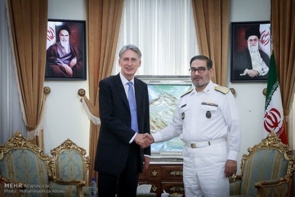 پیام مقتدرانه دبیر شورای عالی امنیت ملی ایران به روباه پیر با دیپلماسی لباس