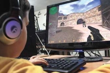 اعتیاد به دنیای کامپیوتر و فضای مجازی ازجمله مشکلاتی است که امروزه به آن دچار شده ایم 