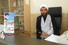 روحانیت با تبلیغ دین و ترویج معارف الهی جامعه را از هرگونه لغزش بیمه می کند
