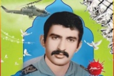 خلبانی شهیدی که هنوز هم بسیاری ازهمشهریانش او را درست نمی شناسند/ شهید داور زاده ستاره ای که در دل شبها هنوز هم میدرخشد