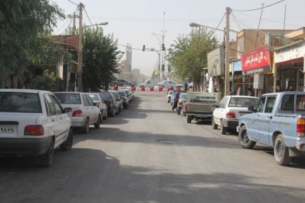  وقتی تصمیم شورای ترافیک راه ورود به بازار شهرستان رامی بندد/ تغییرمسیرحرکت خیابان وتاثیرآن درترافیک شهر