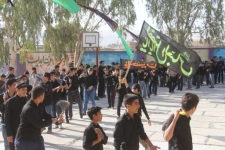 نوجوانان سرپلذهابی در سوگ حماسه حضرت قاسم ابن الحسن(ع) عزاداری نمودند