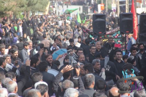 فریاد یا لثارات الحسین (ع) در آسمان شهر/ تصاویر اشک وخون عزاداران در سوگ شهادت اباعبدالله(ع)