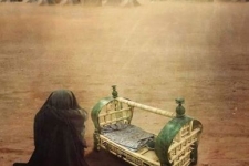 گهواره چرا خالی و کس دور و برش نیست؟