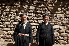 لباس کردی میراثی ماندگار و جهانی / وقتی نوع پوشش مردم نشان دهنده فرهنگ واعتقادات آنها می شود