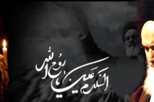 امام راحل(ره) آیینه تمام نمای ارزش‌های انقلاب اسلامی است/ نقش تبیین اندیشه های امام راحل درتداوم انقلاب اسلامی