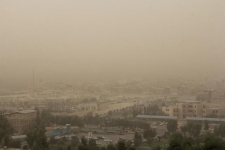 گرد و غبار شعاع دید افقی شهرستان را به 500 متر کاهش داد / تداوم غبار آلود بودن آسمان شهرستان تا پایان هفته