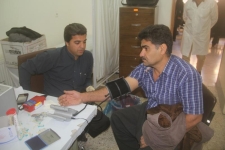 عدم وجود پایگاه دائم انتقال خون در شهرستان / از متقاضیان فراوان اهدای خون تا خونهایی که درمراکز غیرمجاز خون گیری هدر می رود