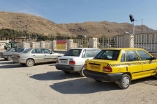 اخذ حق پارکینگ از مردم برای خدماتی که ارائه نمی شود / واگذاری محوطه اطراف بیمارستان به بخش خصوصی برای ایجاد پارکینگ عمومی 