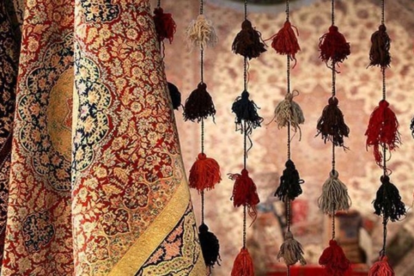  هنرهای اصیل ایرانی فرصت خوبی برای راه اندازی کسب وکار مناسب است / سهم مناسب فرش دستباف در تحقق اقتصاد مقاومتی