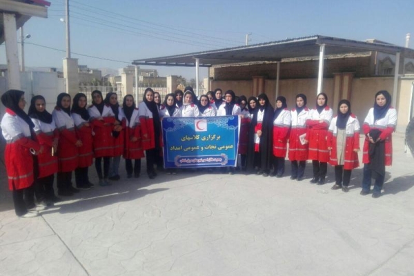  دوره های آموزشی هلال احمر برای بالابردن میزان آمادگی امدادگران است/ برگزاری آموزش عمومی امدادونجات درشهرستان