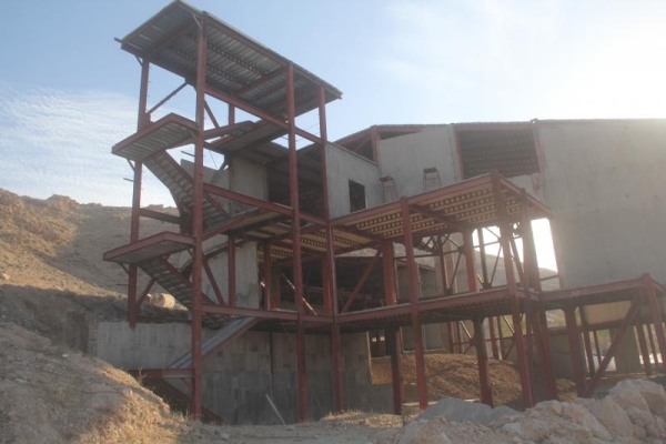  دغدغه هنرمندان شهرستان برای حرکت لاک پشتی مهمترین پروژه هنری / از کمبود اعتبار پروژه تا غفلتی که سالهاست سهم پروژه ازمدیریت مسئولین شده است