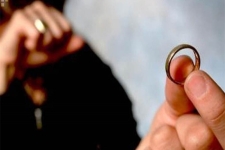 پیشگیری از جدا شدن و از هم پاشیده شدن زندگی مشترک