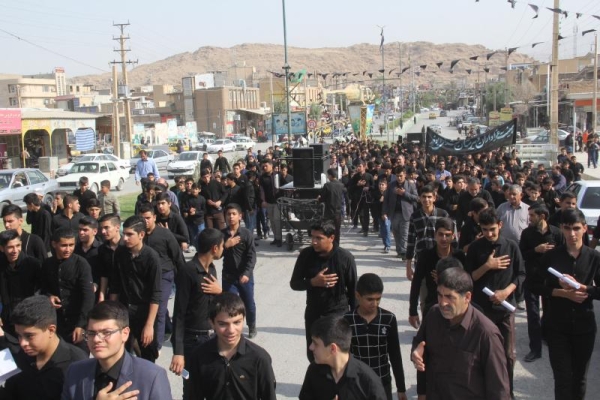 نوجوانان سرپلذهابی در سوگ حماسه حضرت قاسم ابن الحسن(ع) عزاداری نمودند