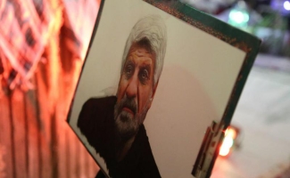 توسط هنرمند سرپل ذهابی تصویری از سیمای ایثارگران حوزه فرهنگ و ادبیات کشور ترسیم شد