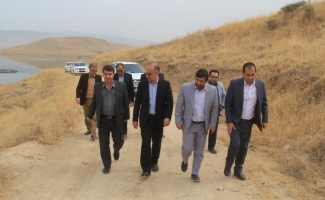 نخستین طرح پرورش ماهی در قفس در سد شهدای گمنام سرپل ذهاب در استان کرمانشاه/پرورش ماهی در "قفس" پشت سدهای شهرستان سرپل ذهاب توسعه می‌یابد