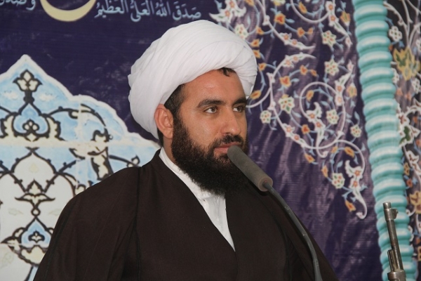 اربعین نقش مهمی درزنده نگه نگهداشتن یاد امام حسین (ع) دارد / نمایش اوج وحدت وانسجام اسلامی درراهپیمایی اربعین حسینی