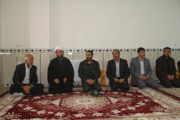 دیدار و دلجويي مسئولین از خانواده‌های معظم شهدای دانش آموزی در سرپلذهاب