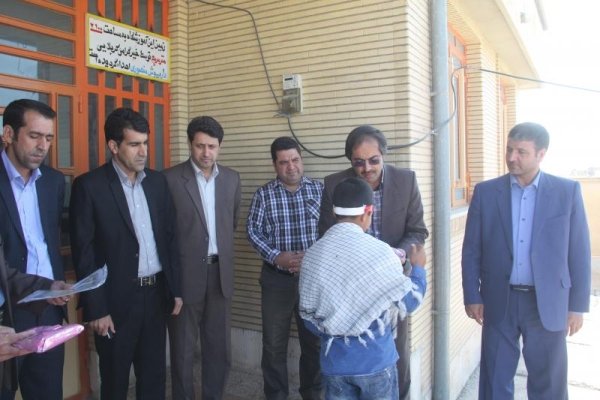 حافظان قران کریم در مدارس روستاهای شهرستان سرپل ذهاب تجلیل شدند