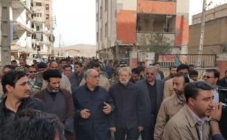  رئیس مجلس از مناطق زلزله‌زده سرپل ذهاب بازدید کرد