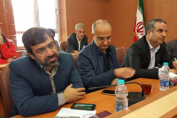  قرارگاه خاتم الانبیا (ص) ۱۲۰۰ کانکس را برای زلزله زدگان تامین کرد