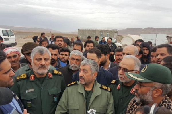 ترتیبی می دهیم تا از پول شخصی خود پاسدار ها برای شما یک پس انداز خوب فراهم شود...