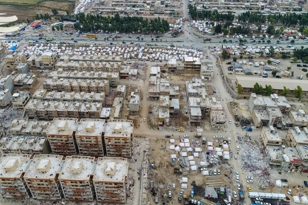 سرپل ذهاب در جدال زلزله است/ میسازمت سرزمین نوادگان ماد 