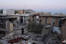 عمق فاجعه و تبعات مخرب آن در شهرستان زلزله زده سرپل ذهاب بالا است/سامان بخشیدن به وضعیت فعلی سالها به طول می انجامد