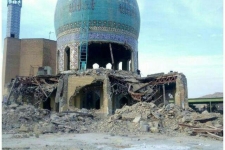 لزوم تسریع در آواربرداری حرم احمد ابن اسحاق(ره) در سرپل ذهاب/ تأخیر در بازسازی این بقاع متبرکه مردم را به سمت اعتراض سوق داده است