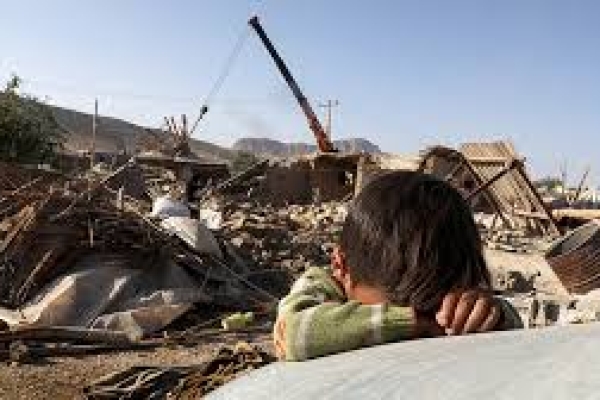 زلزله وحشتناک 7.3 ریشتری استان کرمانشاه فقط یک استان را نلرزاند