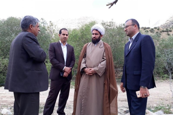 تولید سالانه 100 تن ماهی قزل آلا در استخرهای پرورش ماهی در روستای پاطاق 