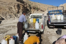 تداوم مشکل قطعی آب درروستاهای زلزله زده سرپل ذهاب/آب مورد نیاز برای بازسازی ازمحل آبهای غیرشرب باید باشد