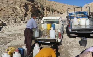 تداوم مشکل قطعی آب درروستاهای زلزله زده سرپل ذهاب/آب مورد نیاز برای بازسازی ازمحل آبهای غیرشرب باید باشد