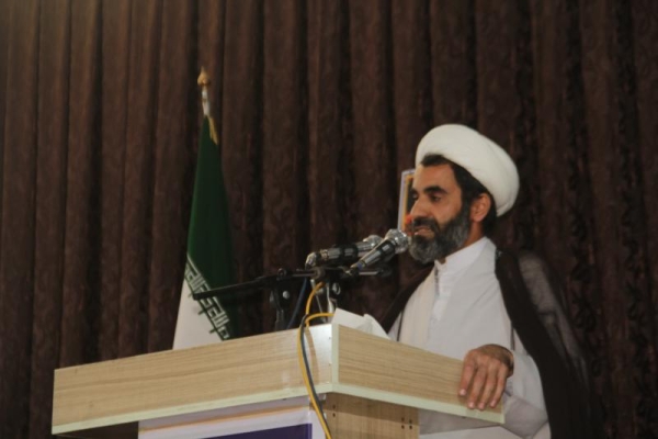 خبرنگار باید درکار خود صادق باشد / مسئولین برای کنترل بازار و ثبات قیمتها تلاش کنند / لزوم رفع مشکلات سر راه بازسازی شهرستان
