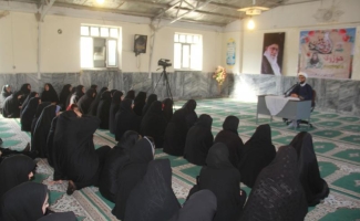 یادواره شهیده زن شاخص سال در سرپل ذهاب برگزار شد