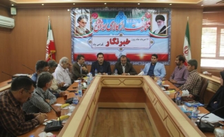 خبرنگار قلمش ازجنس شهامت و شجاعت بوده و ازاسلحه برنده تر است
