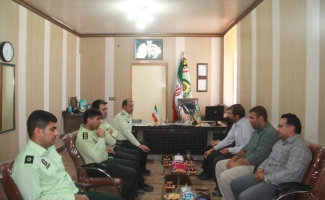 مراسم تقدیر و تجلیل از خبرنگاران و اصحاب رسانه با حضورنیروی انتظامی سرپل ذهاب