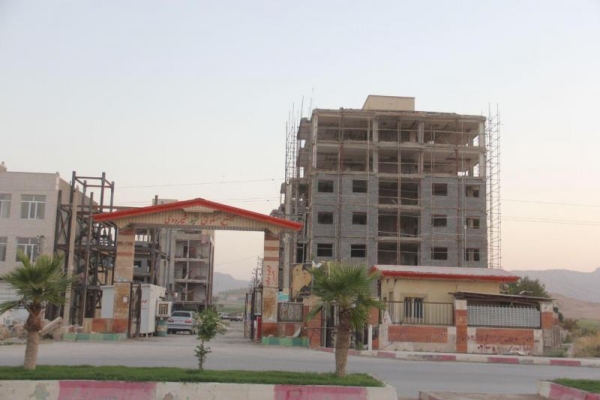 درد دل ساکنان مسکن مهر شهید شیرودی و مشکلات بازسازی آن / طرح افزایش تسهیلات دولتی بازسازی مناطق زلزله زده به کجا رسید 
