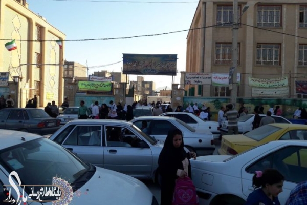 والدین سرپل ذهابی دراستفاده از سرویس مدارس هشیار باشید/الزامات سرویس های مدارس از نظر پلیس و نیروی انتظامی