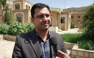 همکاری ومشارکت مردم در تحقق برنامه زمانبندی ستاد بازسازی بسیار مهم است / آهن آلات تعاونی در حال بارگیری وحمل به مناطق زلزله زده است